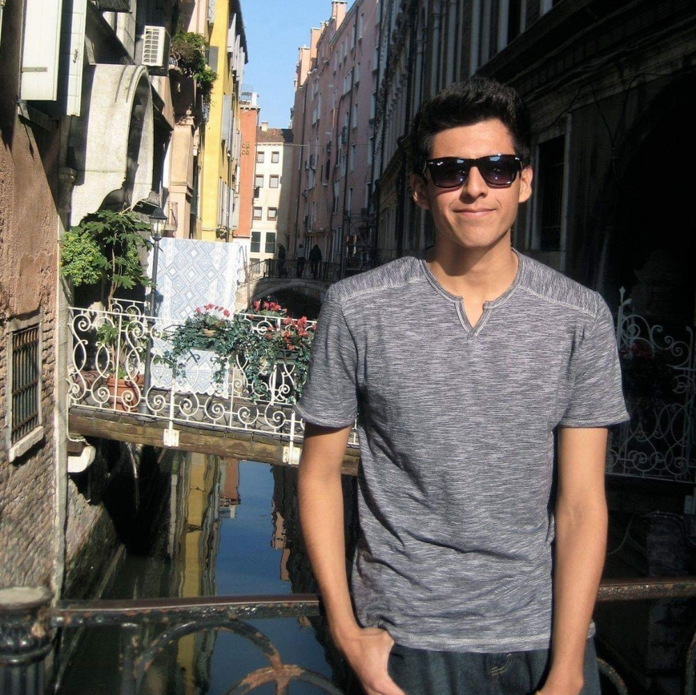 Meet your Posher, Xavier